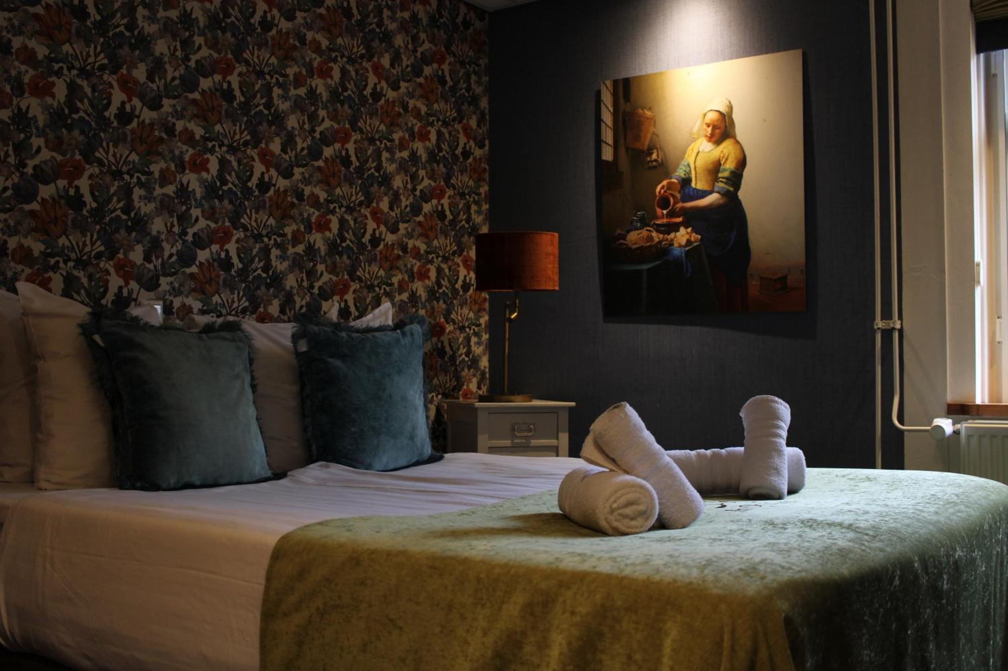 Hotel West Inn Hippolytushoef Bagian luar foto